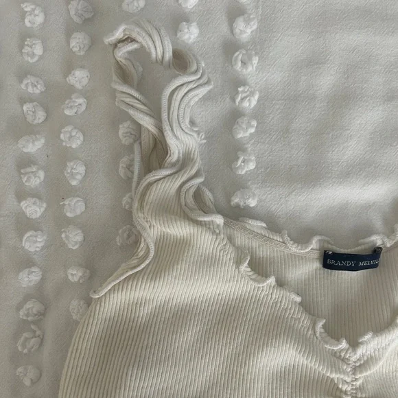 Brandy Melville White Sleeveless Top - Picture 3 of 4